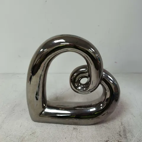 CHROME SPIRAL HEART SCULPTURE – DECORATIVE METAL ORNAMENT