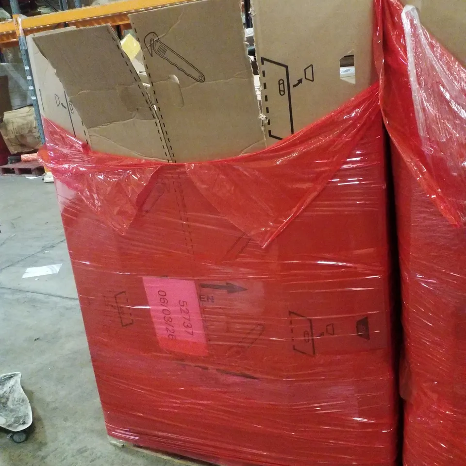 PALLET CONTAINING ASSORTED PRODUCTS INCLUDING ROLLABLE PUZZLE MAT SET, FLOOR MAT, STAIR CARPET RODS, CHILDRENS TRIKE & SOLAR WINDOW FILM