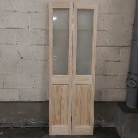 INTERNAL BI-FOLD DOOR WITH WINDOWS - APPROXIMATELY 195 x 67.6cm