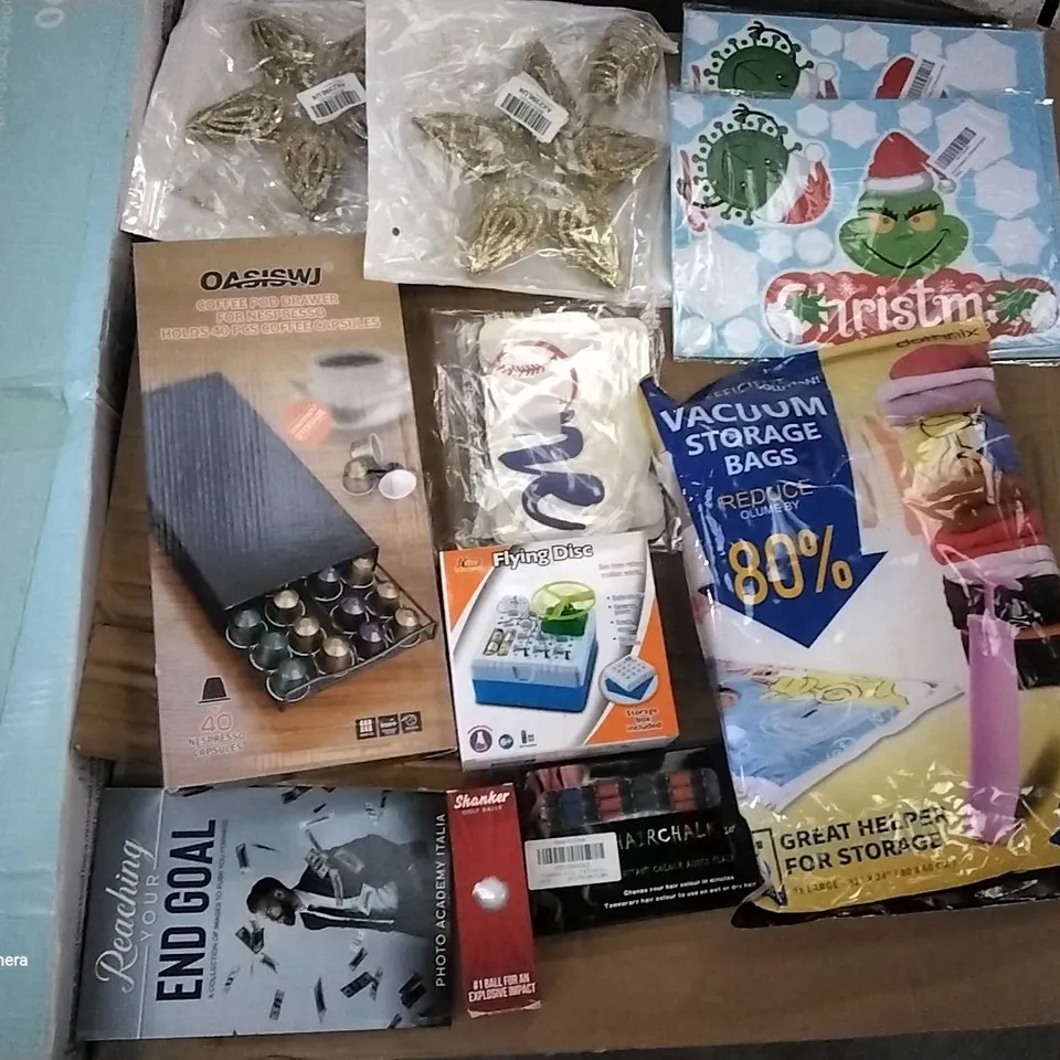 PALLET OF ASSORTED ITEMS INCLUDING FLYING DISC, COFFEE POD ORGANISER, CHRISTMAS STICKERS, VACUUM STORAGE BAGS, REACHING YOUR END GOAL BOOK, MINI HAIR COLOUR COMB