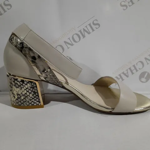 BOXED PAIR OF MODA IN PELLE OREENA BLOCK HEEL SANDALS IN OFF WHITE - SIZE 6