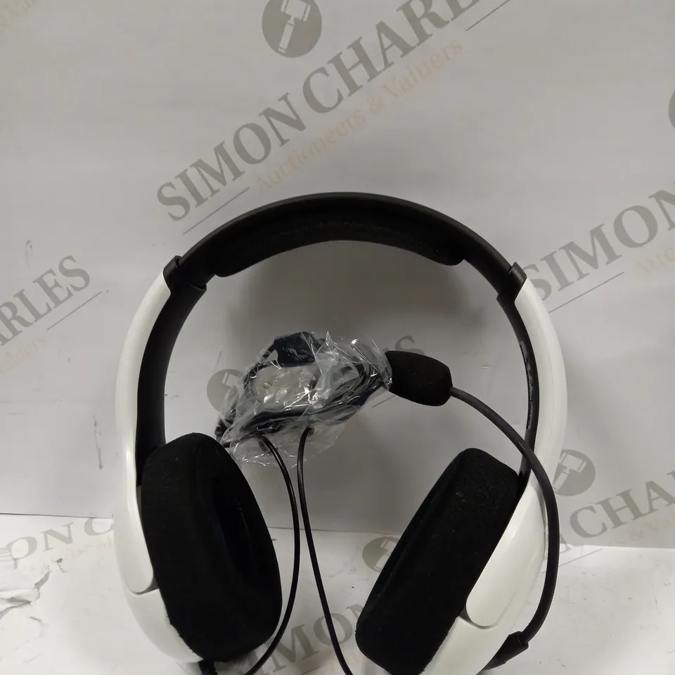 BOXED PDP GAMING LVL40 WIRED STEREO GAMING HEADSET - PLAYSTATION 5 & 4 