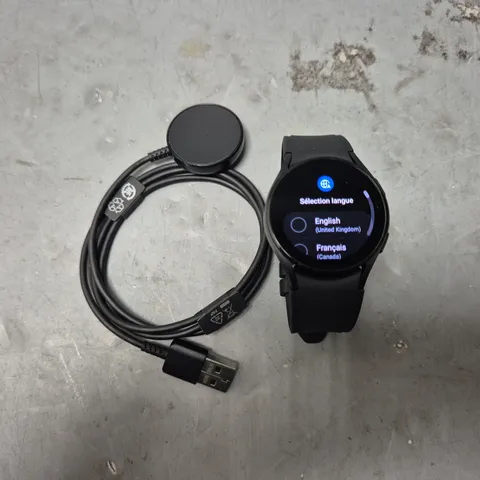 SAMSUNG GALAXY WATCH 4