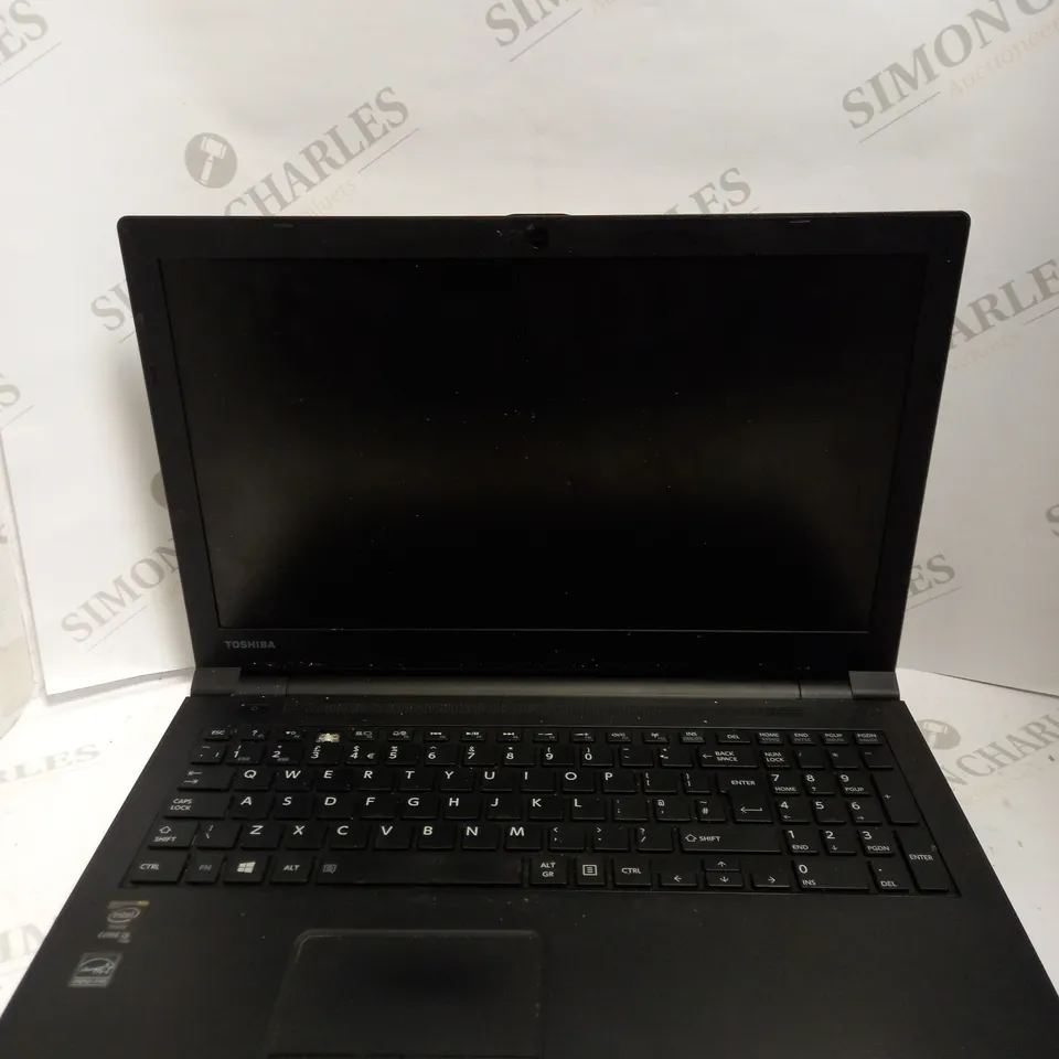 TOSHIBA SATELLITE PRO R50-B LAPTOP