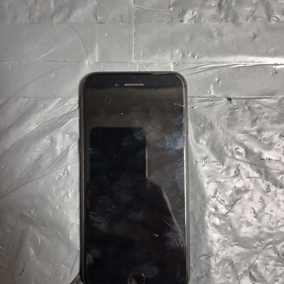 APPLE IPHONE 7 - MODEL A1778