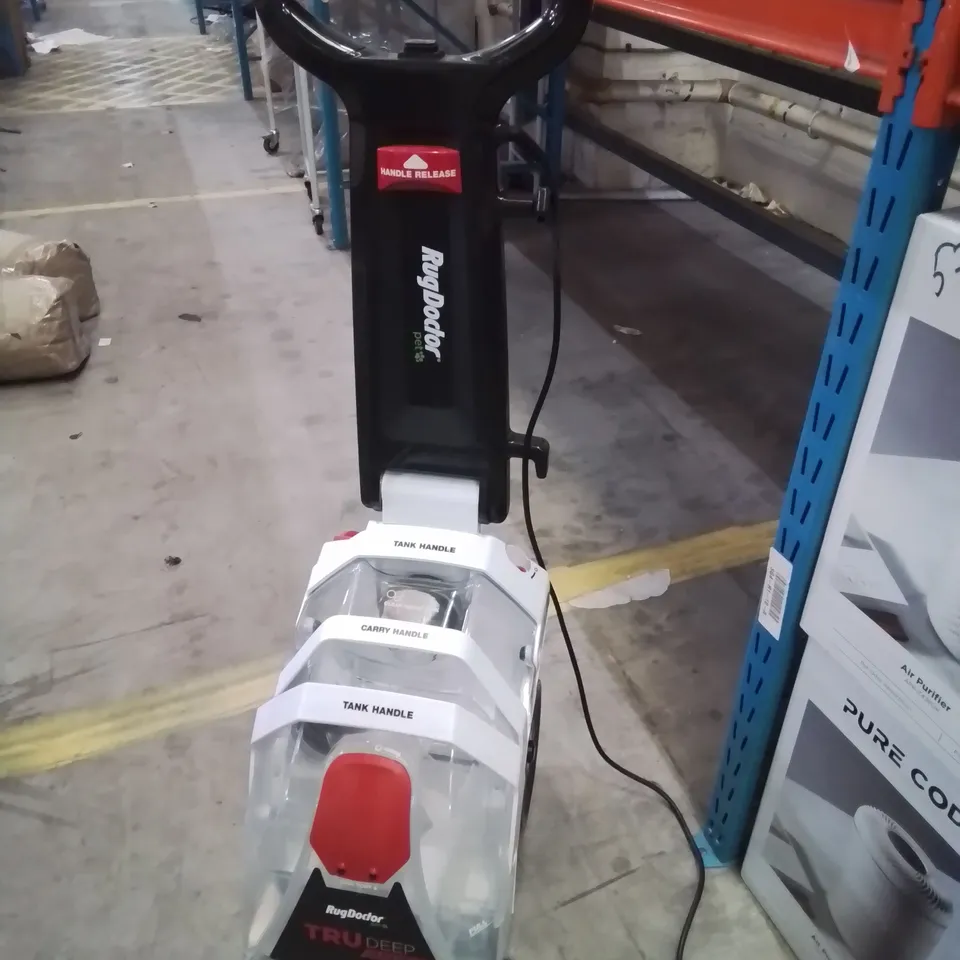 RUG DOCTOR TRU DEEP PET CARPET CLEANER & HAND HELD ACCESSORIES 