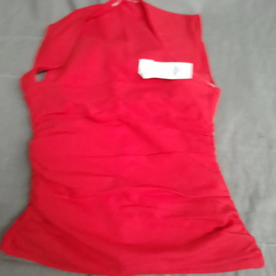 ABERCROMBIE AND FITCH RED BACKLESS SCRUNCHED TOP - SMALL 