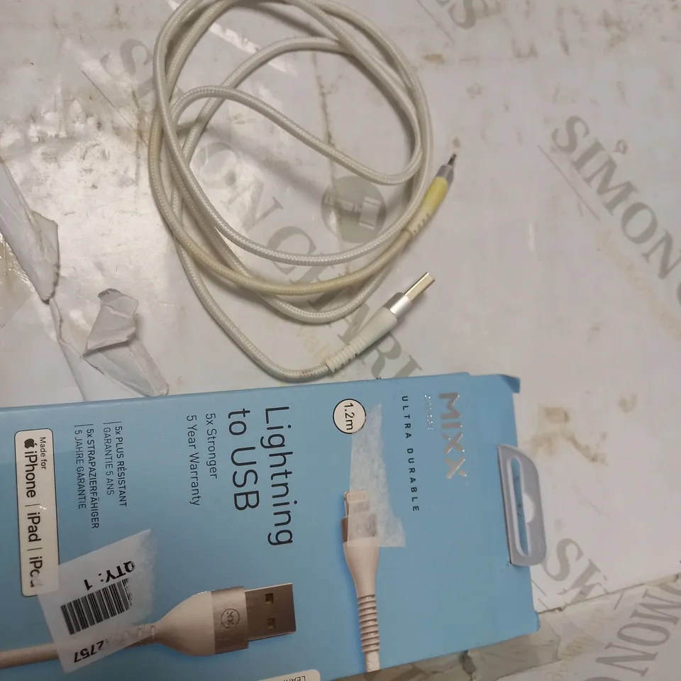 MIXX ULTRA DURABLE LIGHTNING TO USB