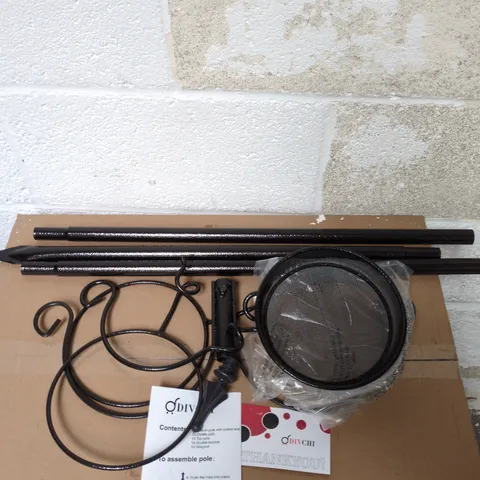 DIVCHI BIRD FEEDING STATION