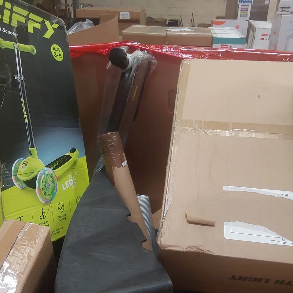 PALLET CONTAINING A LARGE QUANTITY OF ASSORTED ITEMS INCLUDING: CEILING FANS WITH LIGHTS, KID'S SCOOTER, BLINDS, IRONING BOARD ECT
