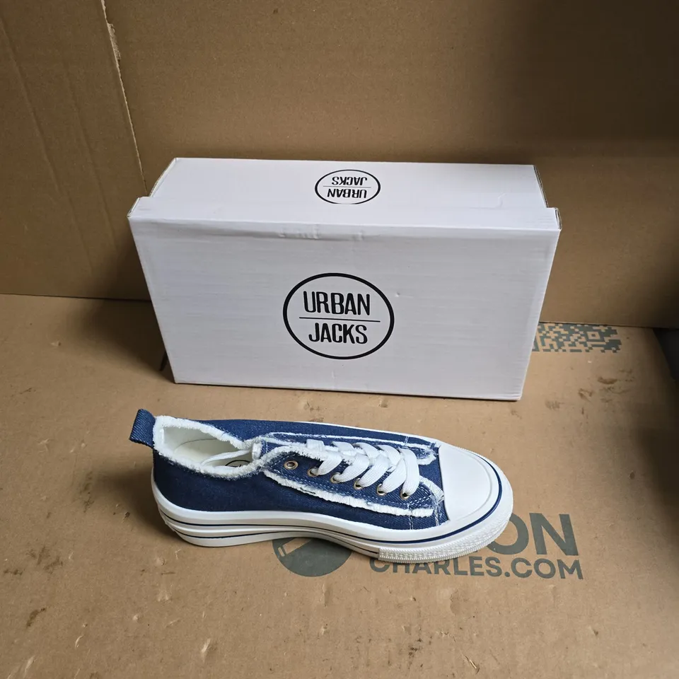URBAN JACKS DENIM CANVAS SNEAKER - UK SIZE 4 