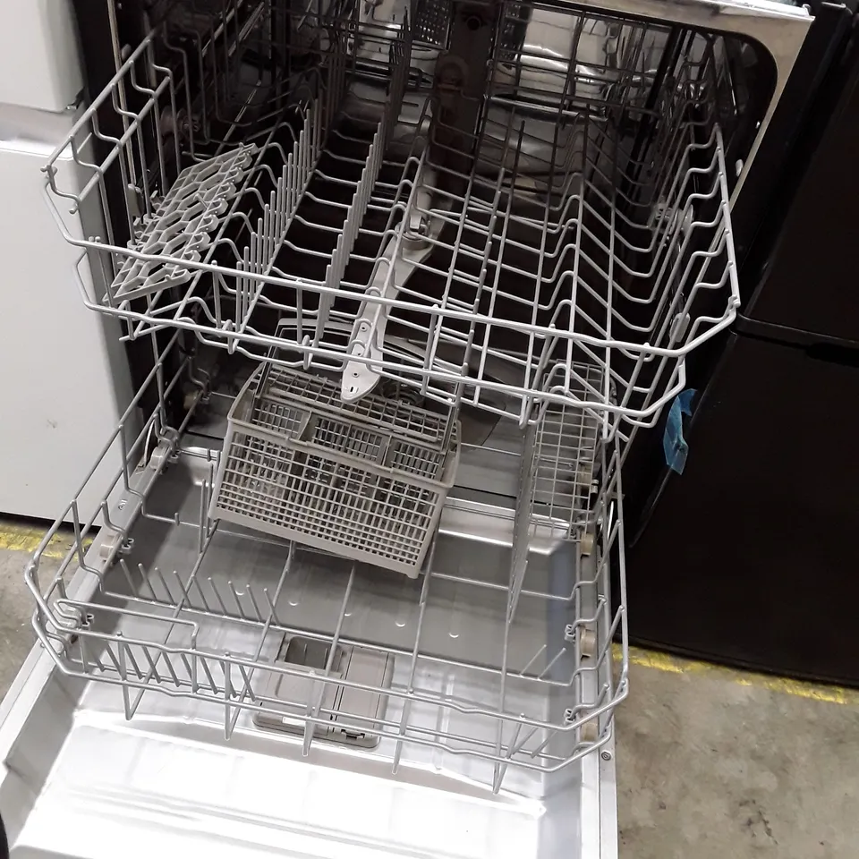 COMFEE FULLY INTEGRATED DISHWASHER - WHITE