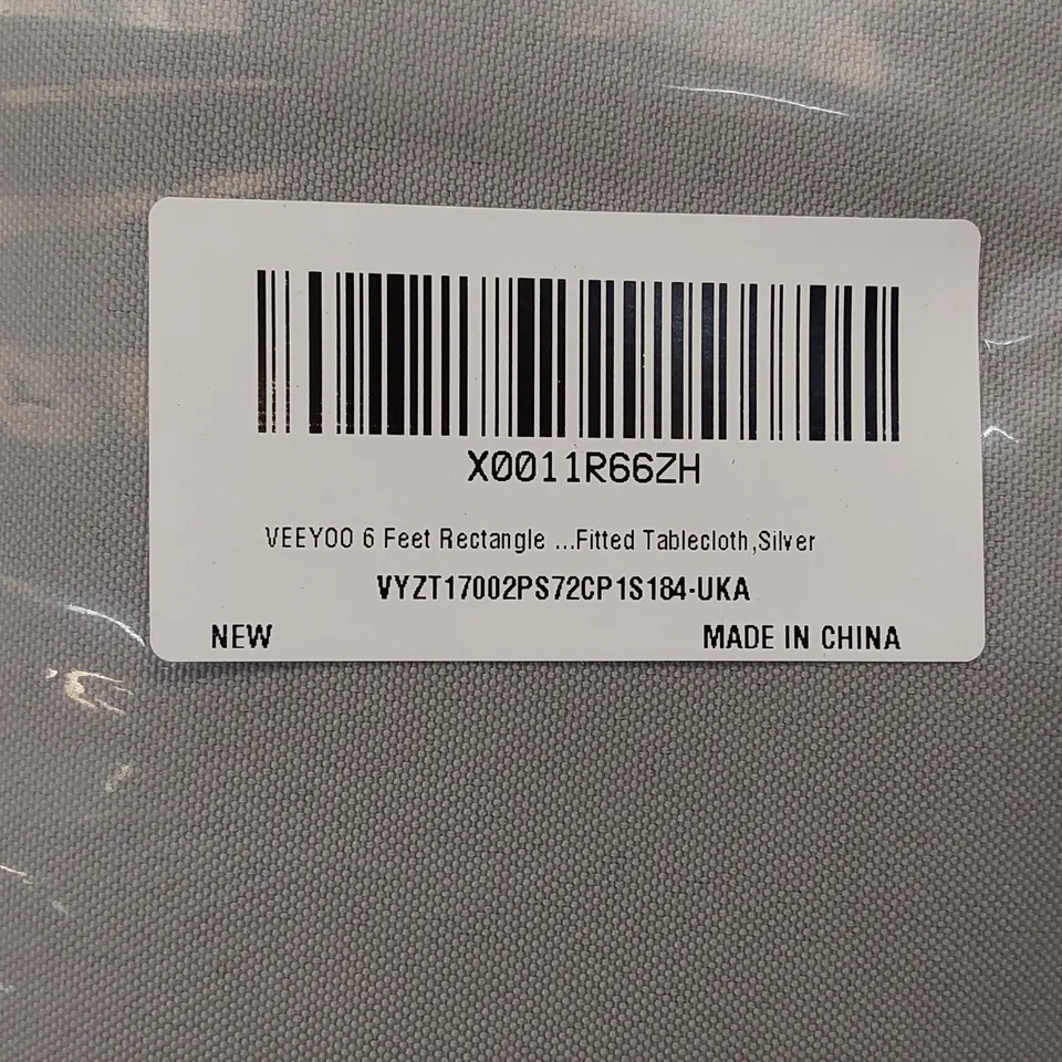 LOT OF 3X BAGGED VEEYOO TABLECLOTHS - COLOURS AND SIZES VARY (1 ITEM)