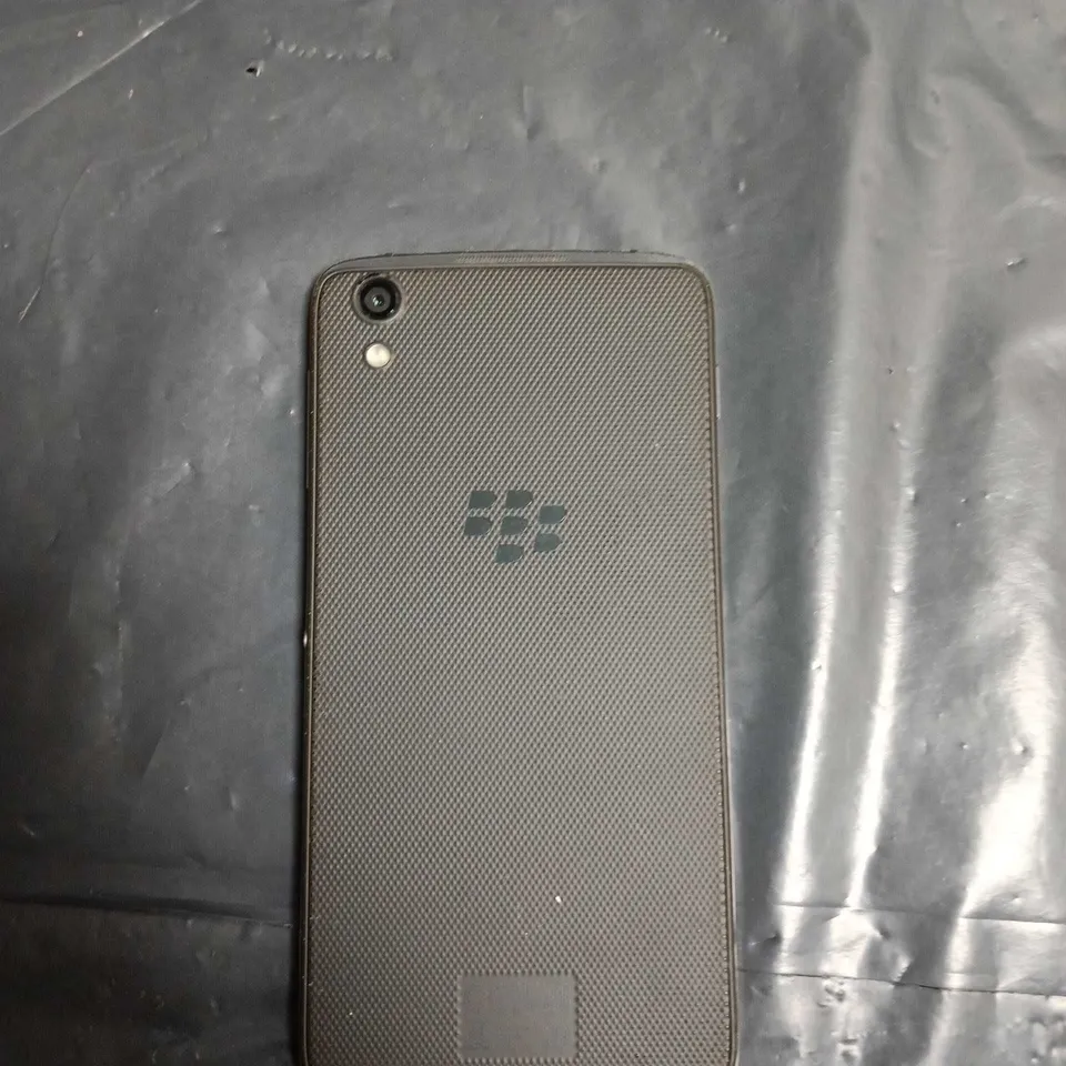 BLACKBERRY SMARTPHONE
