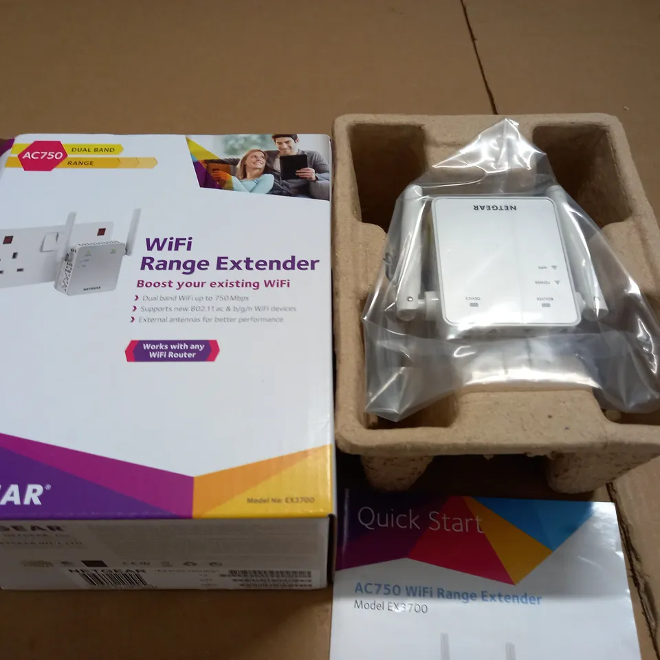 BOXED NETGEAR WI-FI RANGE EXTENDER