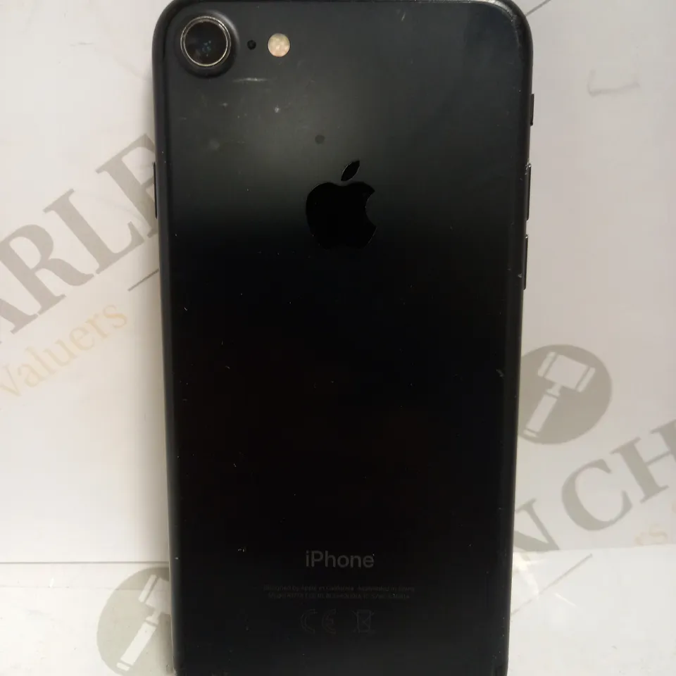 APPLE IPHONE 7 32GB