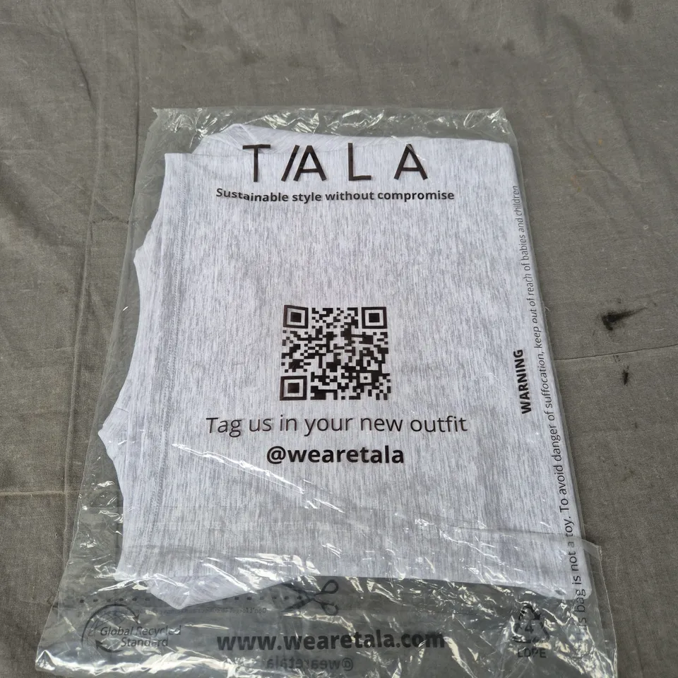 BAGGED TALA DAYFLEX SHORT SLEEVE LONG LENGHT TEE - SIZE SMALL