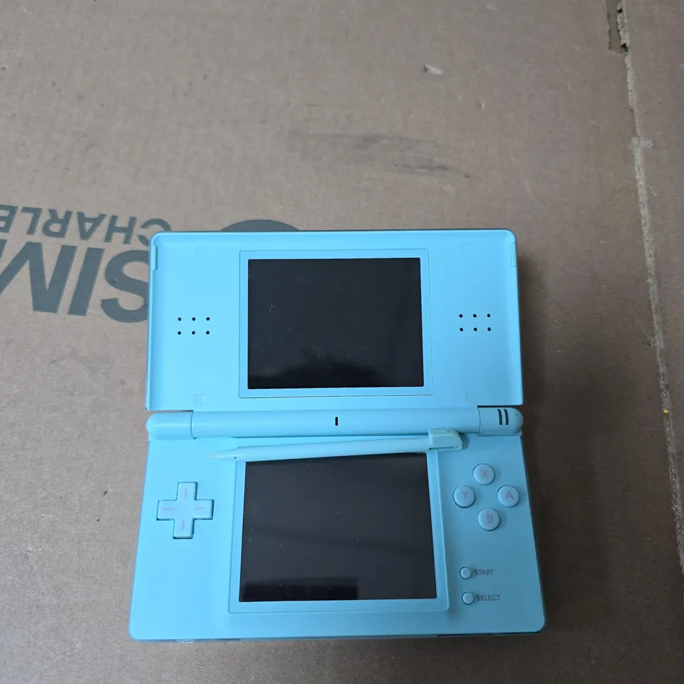 NINTENDO DS LITE – BLUE HANDHELD CONSOLE WITH STYLUS