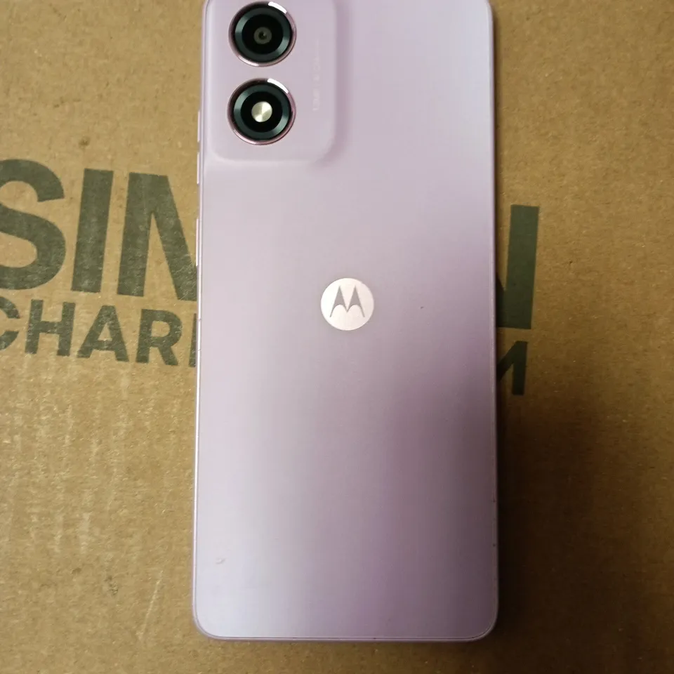 MOTOROLA MOTO E14 IN PINK