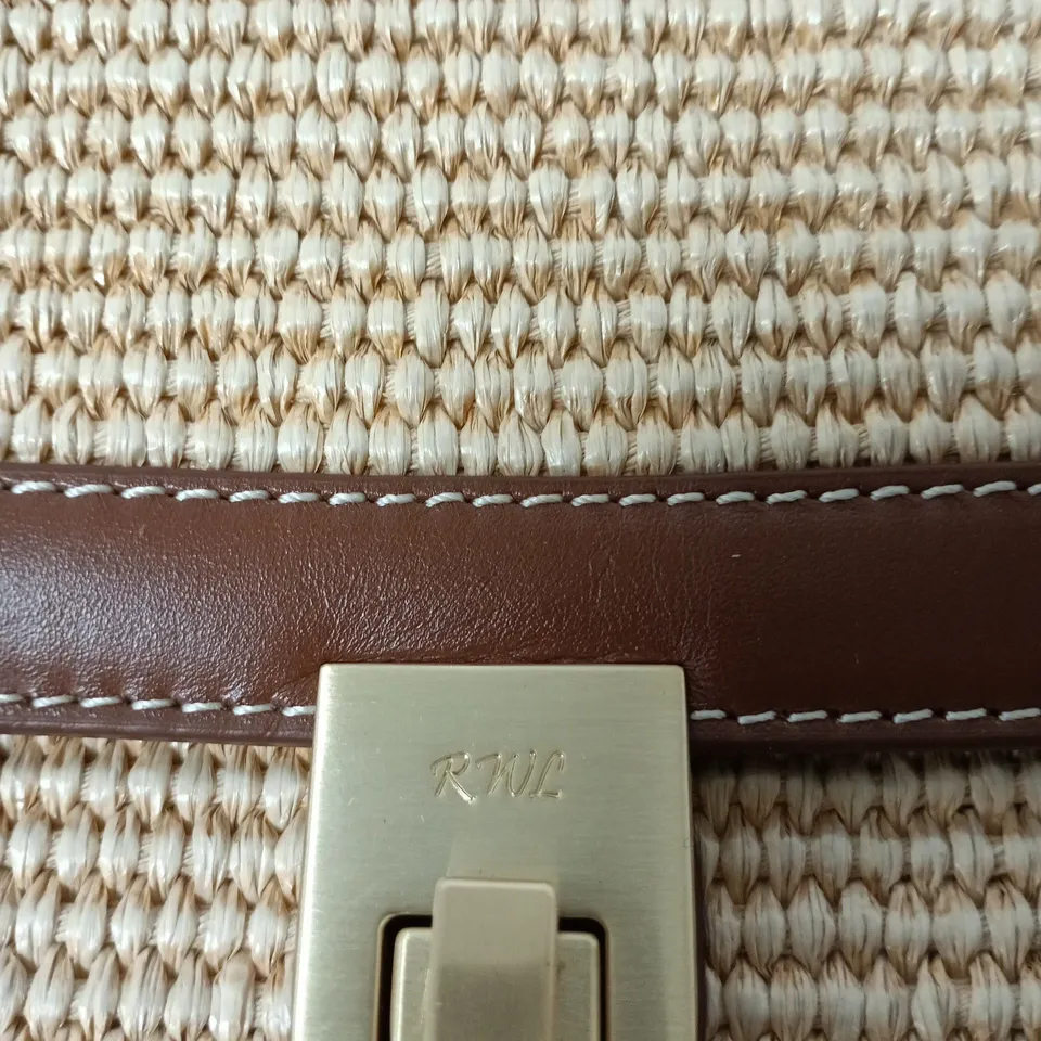 WOVEN STRAW HANDBAG WITH BROWN TRIM
