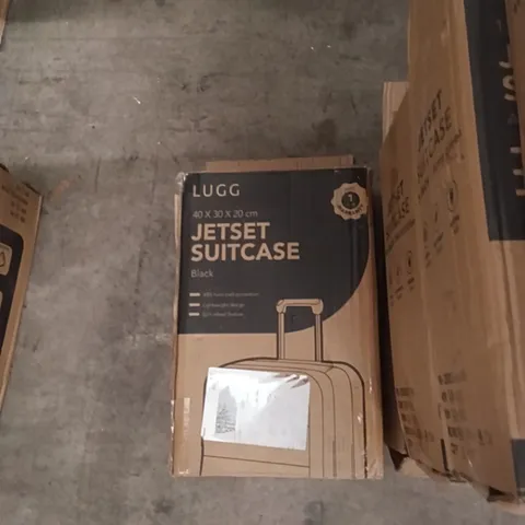  BOXED LUGG TRAVEL SUITCASE