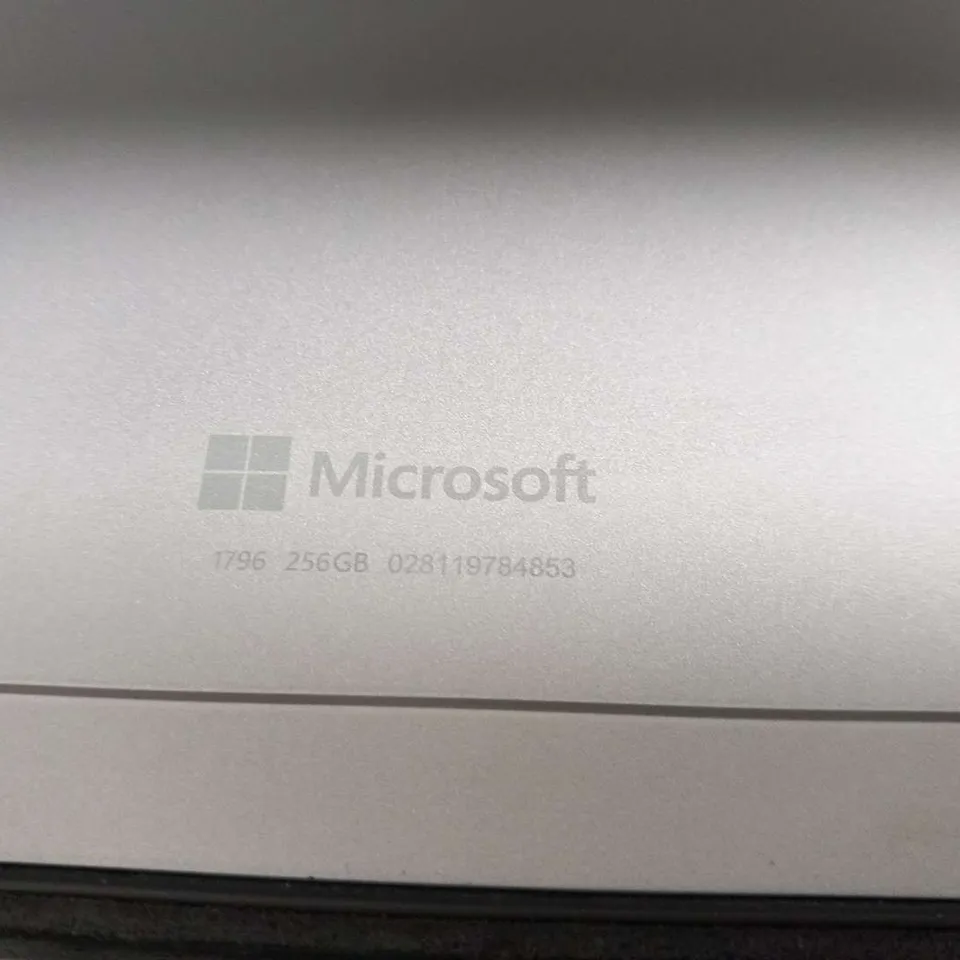 MICROSOFT SURFACE PRO 6 256GB 1796