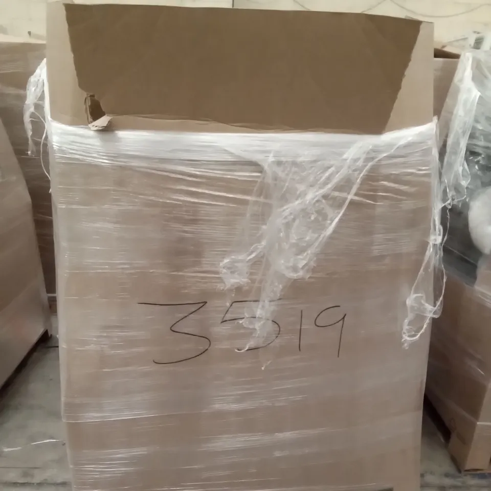 PALLET OF ASSORTED ITEMS INCLUDING STOREMIC TOILET SEAT, TRUNKI, WEYLAN TEC TUB, MAGNETIC GLASS BOARD