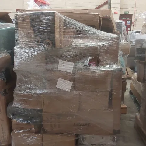 PALLET OF ASSORTED E-COMMERCE GOODS AND PRODUCTS TO INCLUDE: SUITCASES, FREEZER BLOCKS, CAMPING WAGON, DOG CAGE ECT