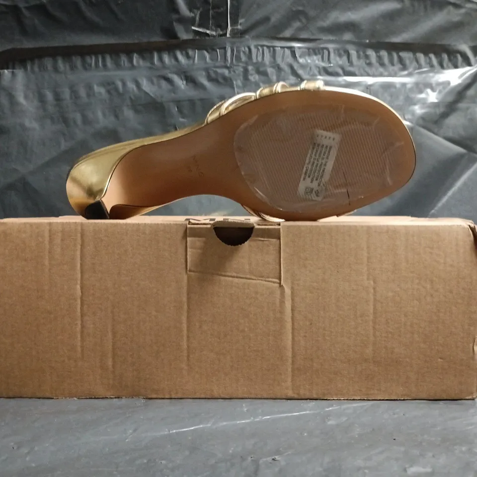 BOXED PAIR OF MNG OPEN TOE LOW HEEL SANDALS IN METALLIC GOLD SIZE EU 38