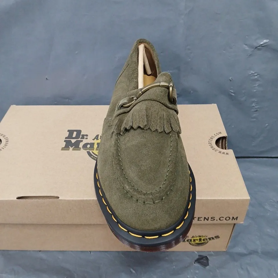 BOXED PAIR OF DR MARTENS ADRIAN SNAFFLE SHOES IN OLIVE - 8