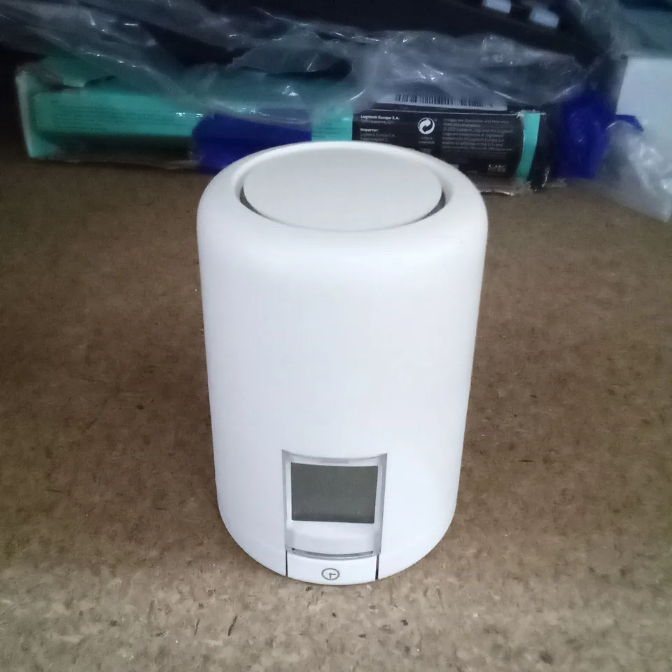 BOXED HIVE RADIATOR VALVE 