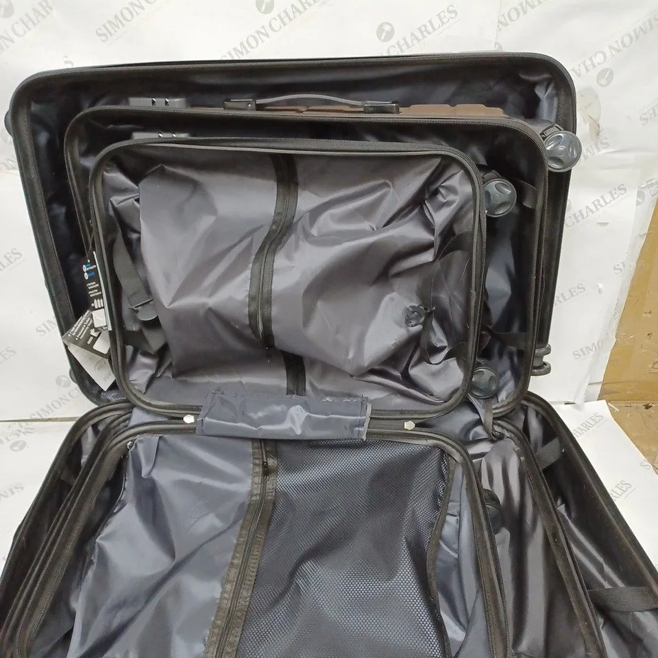 VOYACASE 3 PIECE HARDSHELL SUITCASE SET - GOLD