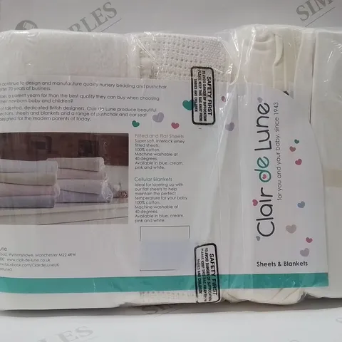 BRAND NEW BABY'S CLAIR DE LUNE SHEETS AND BLANKET SET