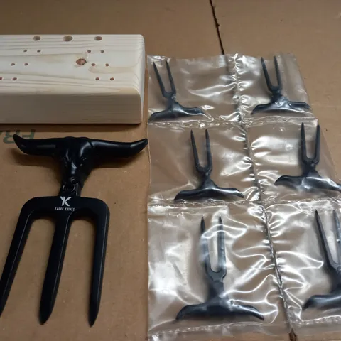 KAUFF KNIVES BULL THEMED SET WITH WOODEN BLOCK