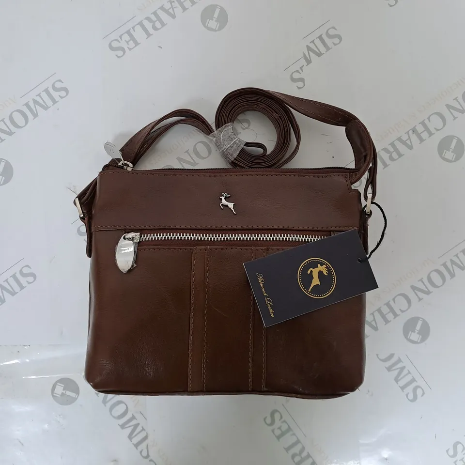 ASHWOOD LEATHER HANDBAG 