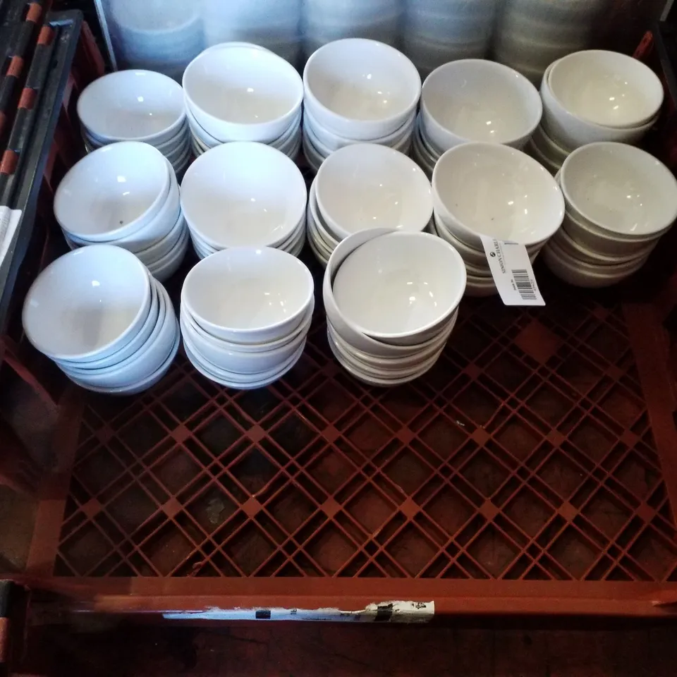 CRATE CONTAINING APPROXIMATELY 65 CERAMIC BOWLS