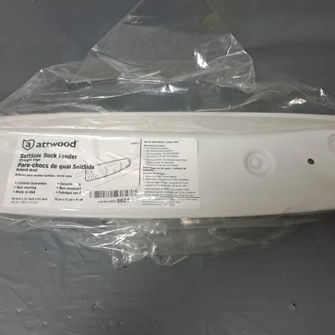 ATTWOOD SOFTSIDE DOCK FENDER IN WHITE