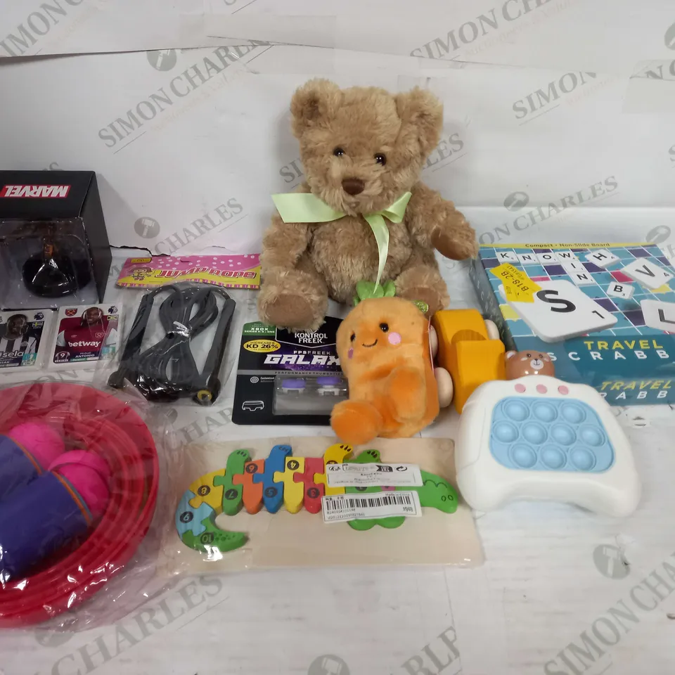 LARGE BOX OF ASSORTED TOYS AND GAMES TO INCLUDE TEDDIES, SCARBBLE AND FOOTBALL CARDS