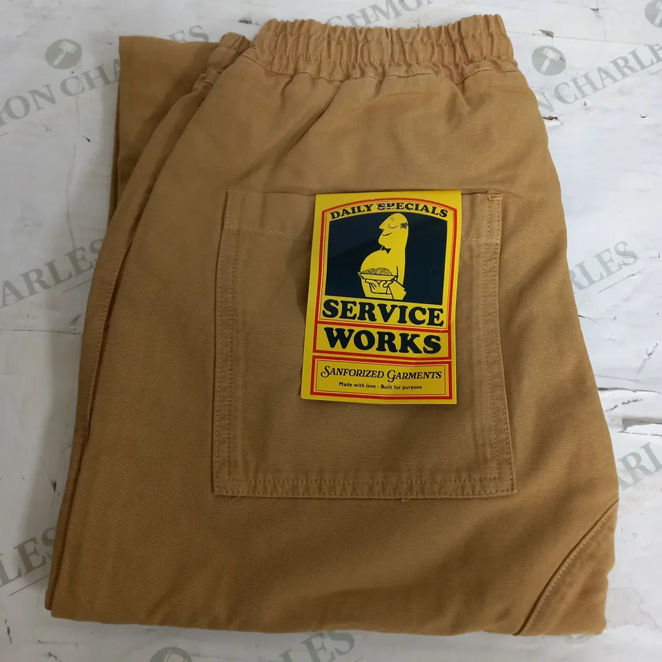 DAILY SPECIALS SERVICE WORKS IN MUSTARD - MEDIUM