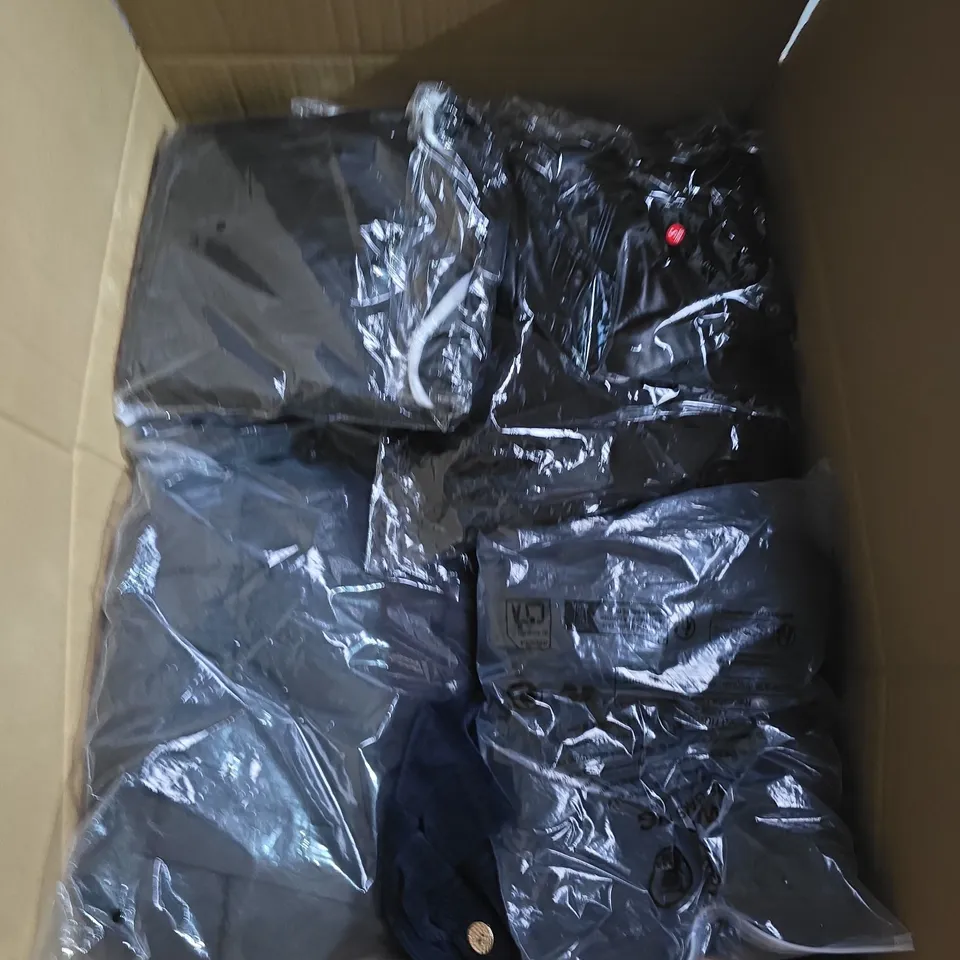 APPROXIMATELY 25 ASSORTED CLOTHING AND FASHION PRODUCTS IN VARIOUS STYLES AND SIZES - COLLECTION ONLY