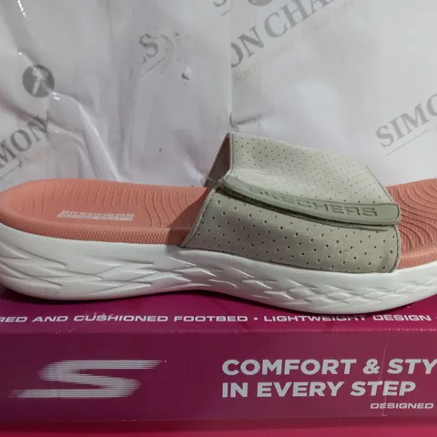 SKETCHERS GO WALK 600 SANDAL - TAUPE SIZE 6