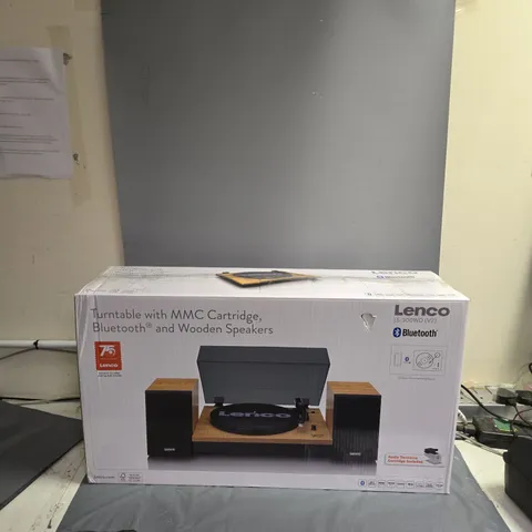 BOXED LENCO TURNTABLE WITH BLUETOOTH - LS-300WD V2