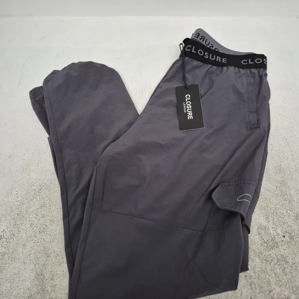 CLOSURE LONDON TECH CARGO PANTS – CHARCOAL, UK SIZE L