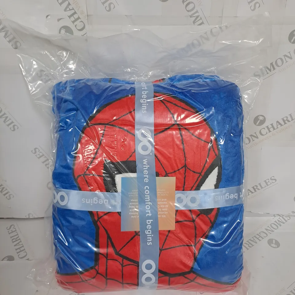 OODIE HOODED OVERSIZED BLANKET - SPIDERMAN