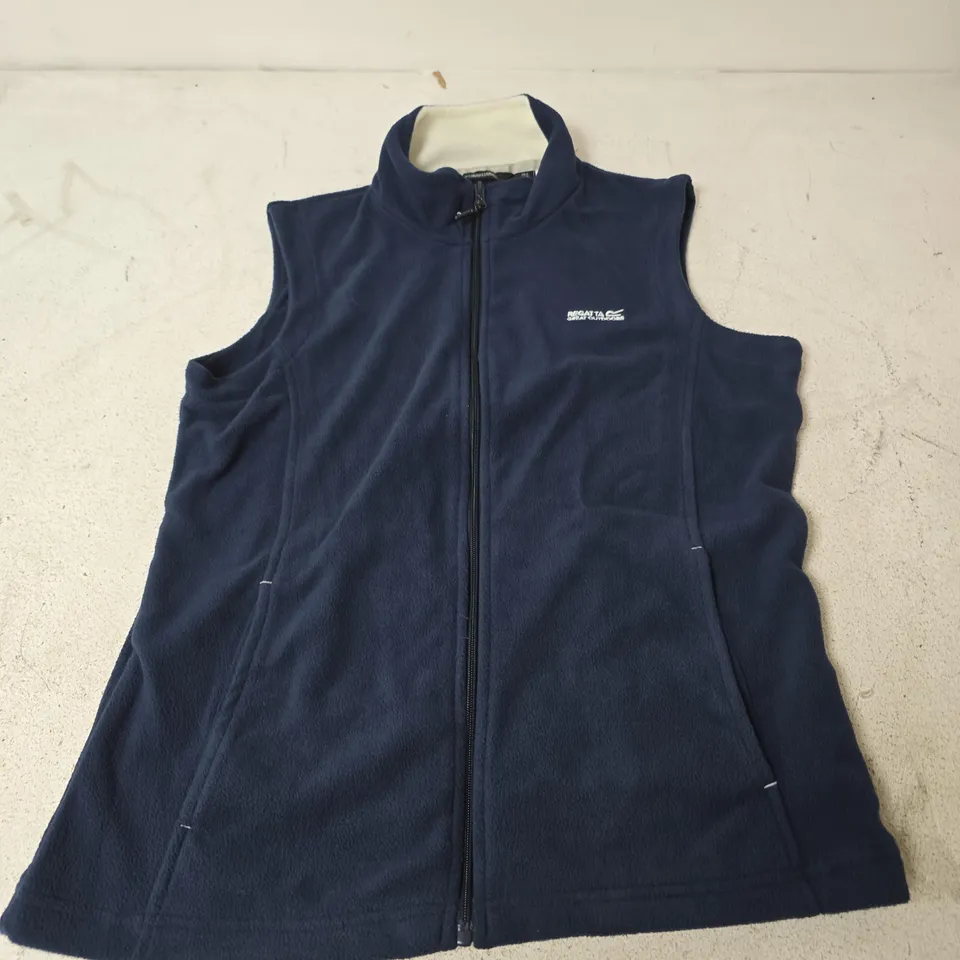 REGATTA BOYS BODYWARMER IN NAVY - UK 12