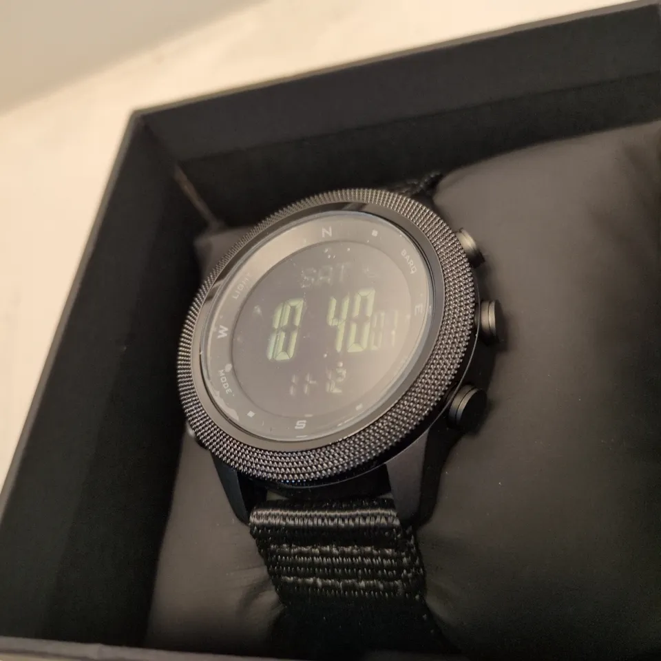 NORTH EDGE BREAK AI WATCH – BLACK DIGITAL WATCH (BOXED)