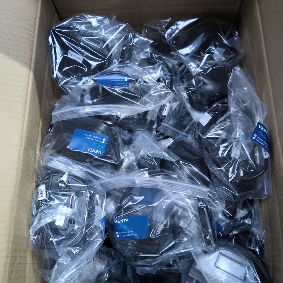 APPROXIMATELY 50 VTA-09 VEHICLE LIGHTS 