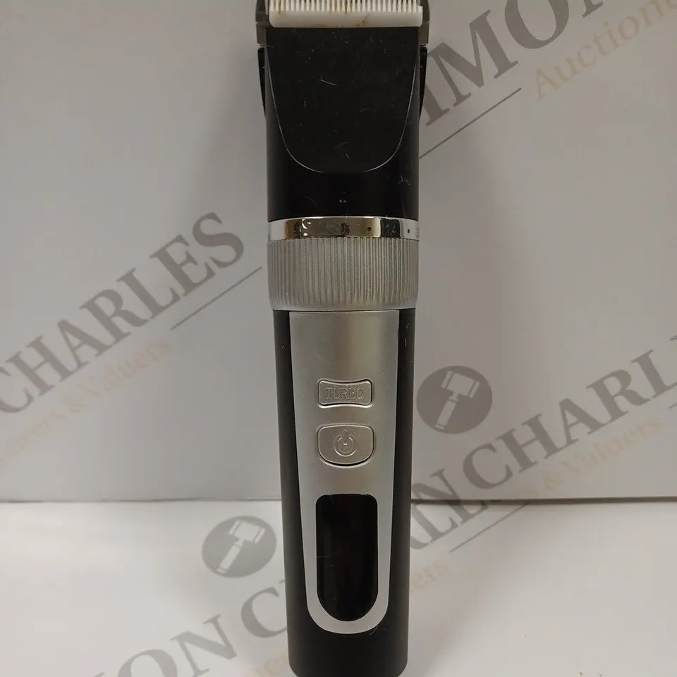 BOXED PROFESSIONAL RECHARGEABLE PET HAIR CLIPPERS