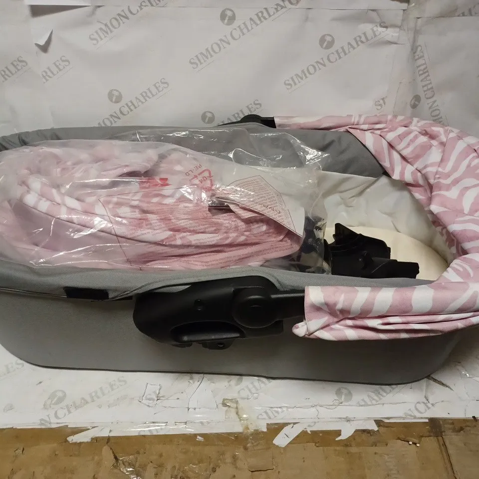 DANI DYER PINK & GREY TRAVEL SYSTEM PUSHCHAIR - COLLECTION ONLY RRP £399.99