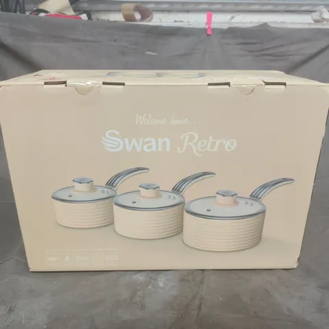 SWAN RETRO COOKWARE SET – 3-PIECE, BOXED